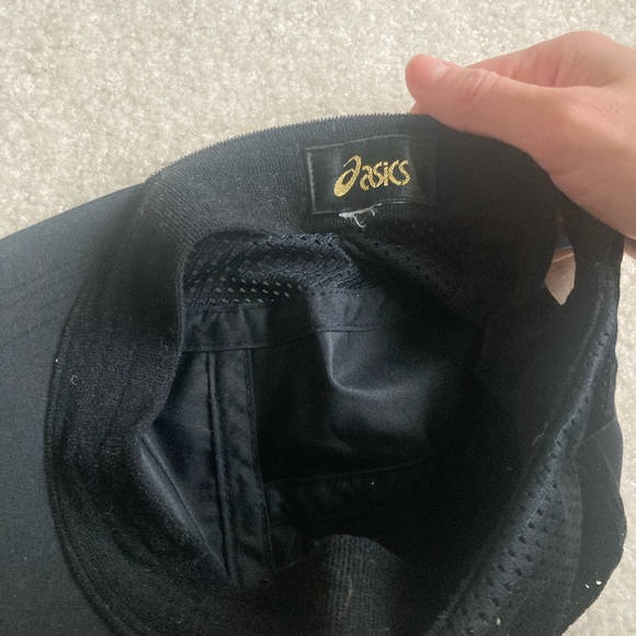 ASICS Black Cap - Picture 3 of 4